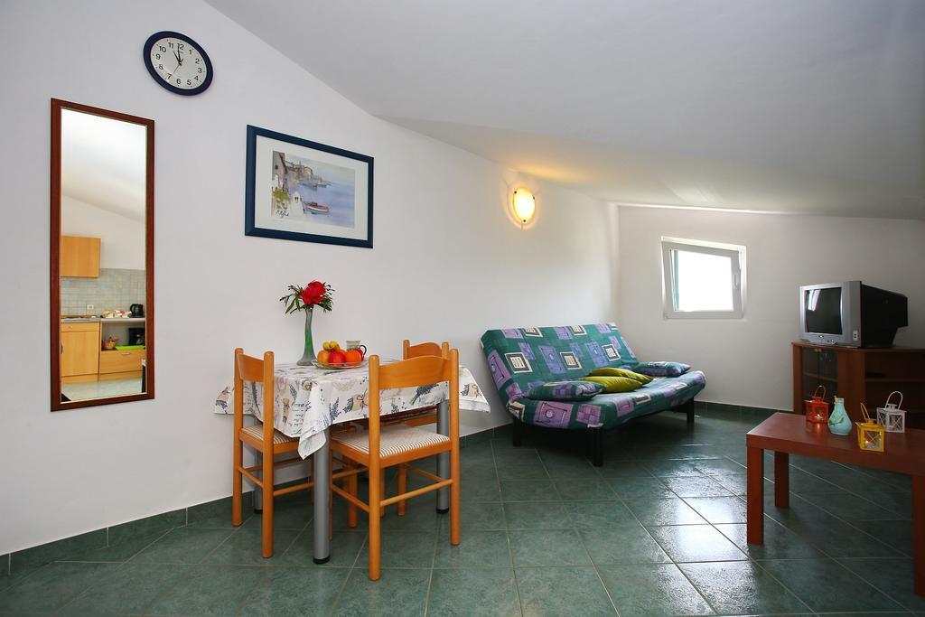 סלינה Apartments Vila Ana מראה חיצוני תמונה